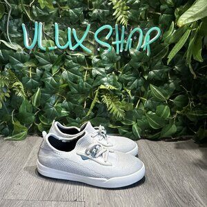 Vessi Weekend Junior Kids Size 4 White Hands Free Lace Up Sneakers